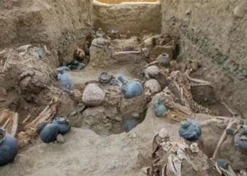 the mysterious group in peru hello to hundreds of women living and dying with weaving 117269