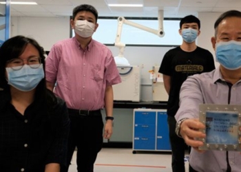 the scientists developing transparent thermal insulating windows when light passes through 117076