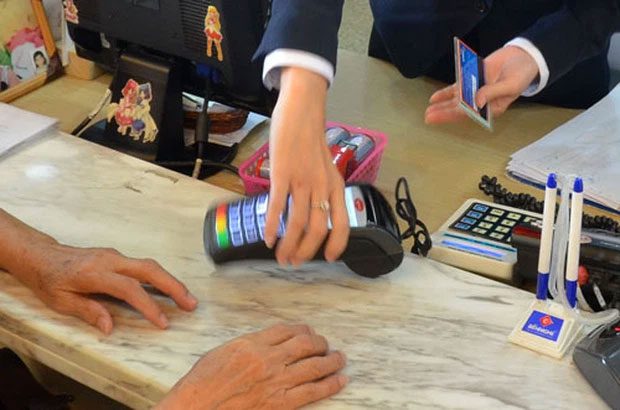 Information on the card can be easily stolen when users perform transactions.