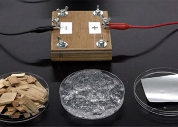 this is the moment revolutionizing the future of drones and phones 117732