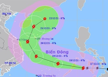 tonight super storm hits the east sea with a maximum wind speed of 17 117764