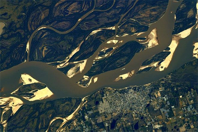 Photo taken on July 9 capturing the Paraná River and part of Uruguay.