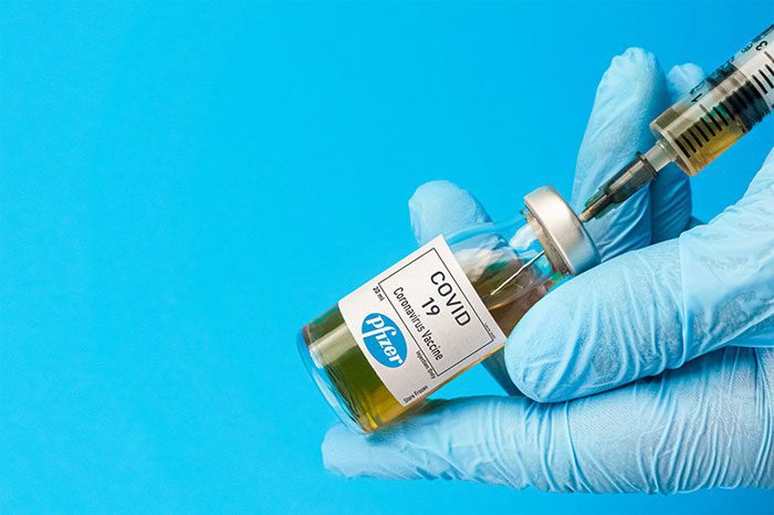 Pfizer/BioNTech COVID-19 vaccine is highly effective in preventing severe illness