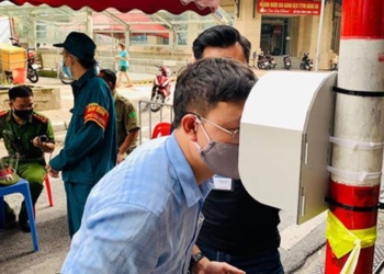 vietnamese scientists create smart mask for covid 19 116020