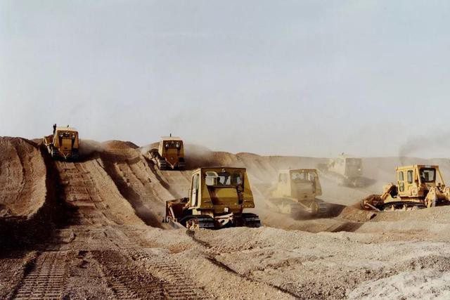 Construction of the railway station in Yuergou, Tianshan