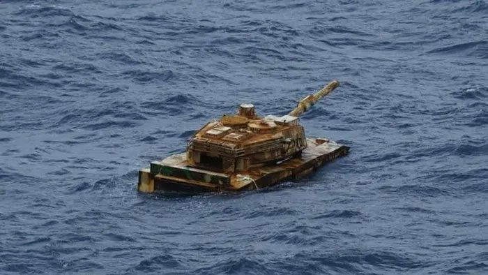 Image of the tank drifting at sea